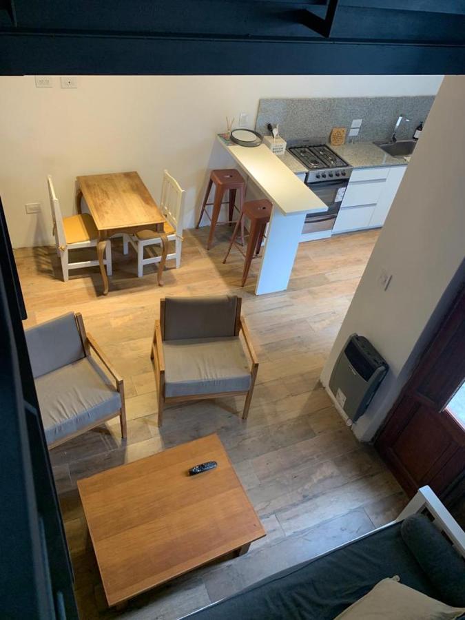 Apartment 11 De Abril. Loft